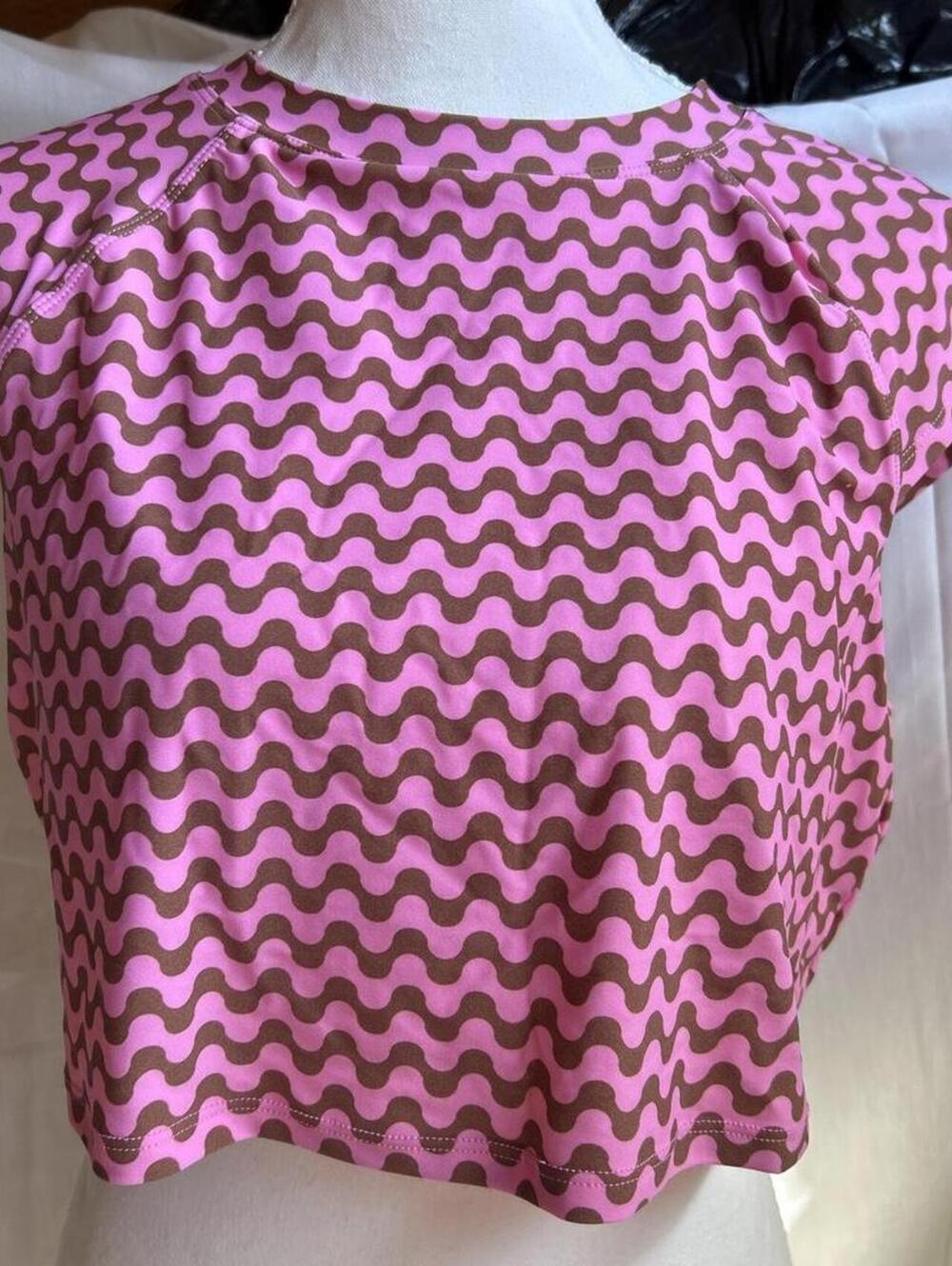 Womens Wild Fable Pink Wave Print Cropped Swim Rash Guard, Large